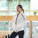 Running Jacket For Women Yoga Hooded Zipper Fitness Hoodies Long Sleeve Thumb Hole Workout Gym Sportswear Sweatshirt Outwear